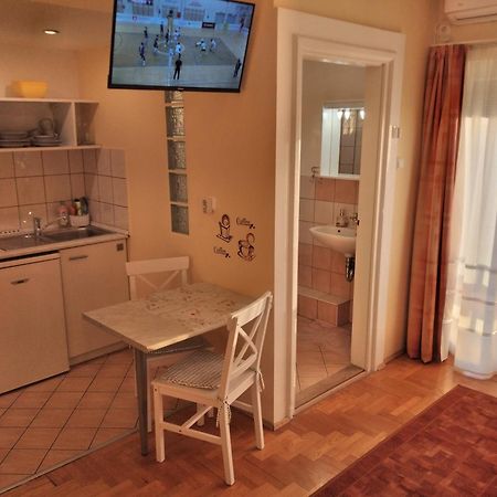 Heviz Erika Apartman Экстерьер фото