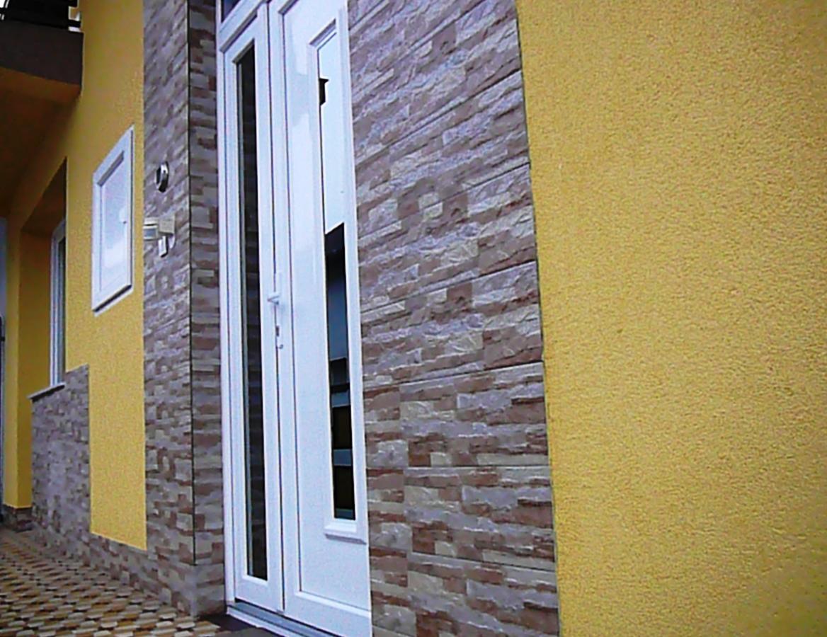 Heviz Erika Apartman Экстерьер фото