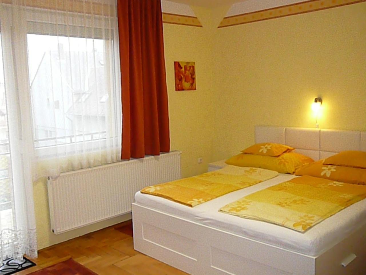 Heviz Erika Apartman Экстерьер фото